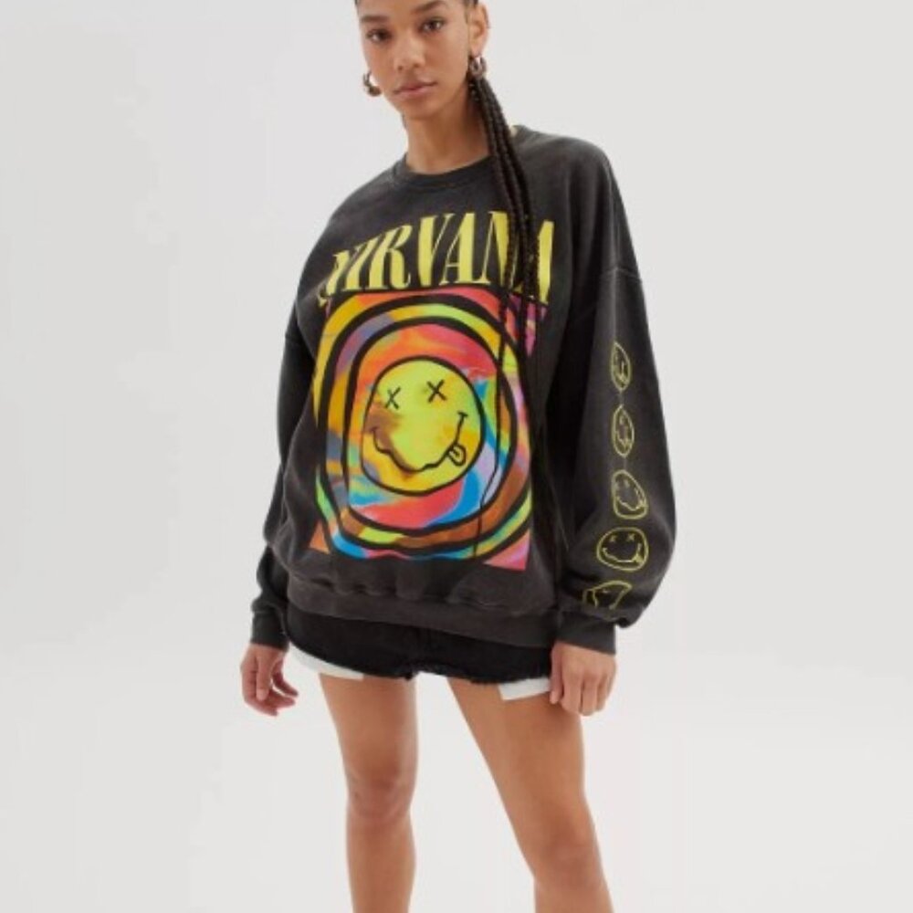 🎶🌼🖤😎Nirvana URBAN OUTFITTERS Smile Overdyed Fleece Crew Neck Sweatshirt